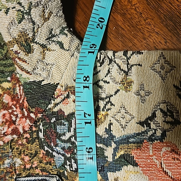 EUC Women’s unique denim and tapestry button down two pocket jacket. - Picture 7 of 10